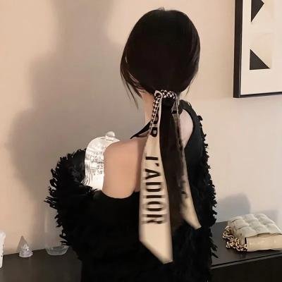 沉默的共谋者