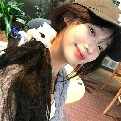 女仁医